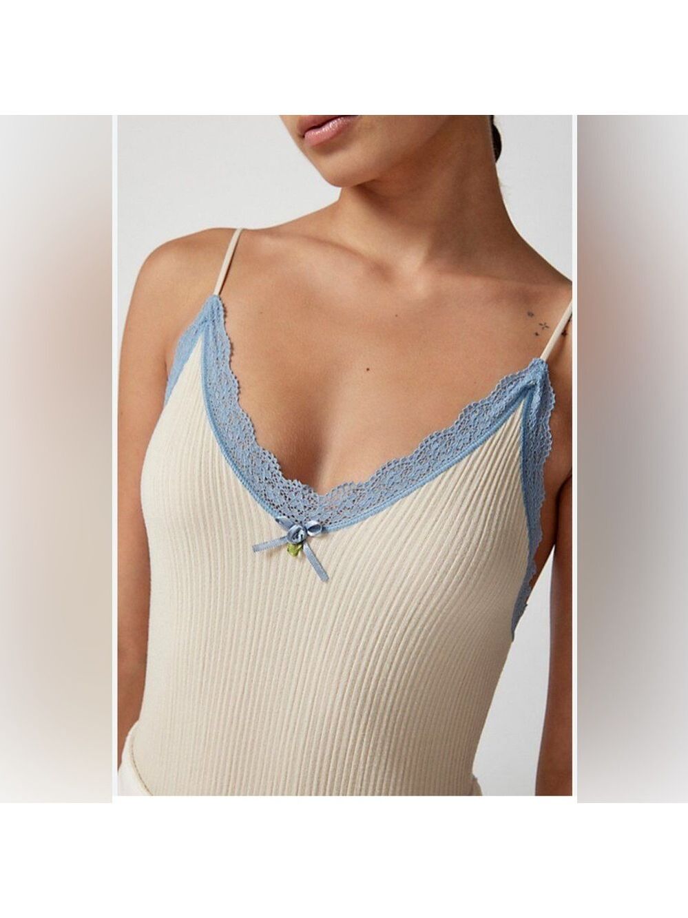 Out from under urban outfitters Cream and Blue Lace Trim cami Bodysuit large - Picture 1 of 7